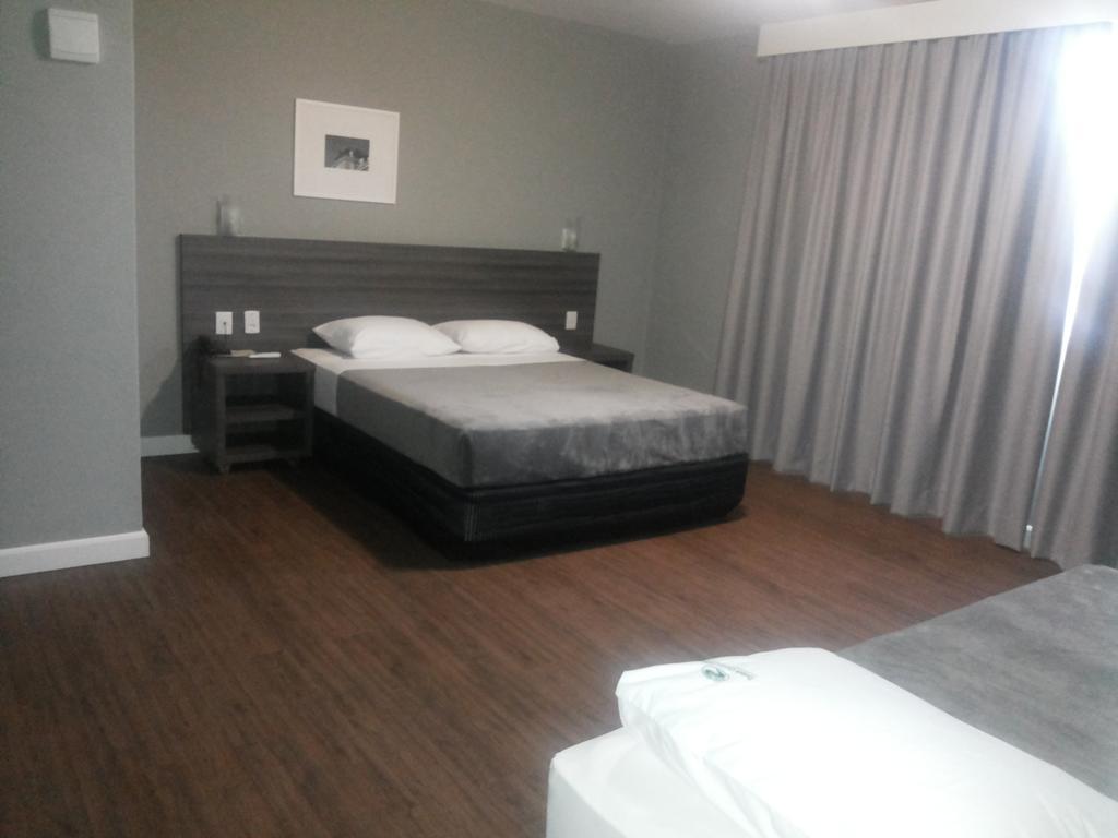 Duque Center Hotel Residence Porto Alegre Eksteriør billede